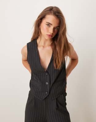 JDY vest in dark gray pinstripes - part of a set JDY