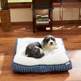 Frisco Tufted Pillow Cat & Dog Bed with Removable Cover Frisco