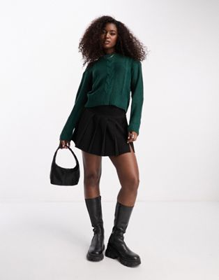 Укороченный свитер бутылочно-зеленого цвета с косой вязкой Wednesday's Girl Wednesday's Girl