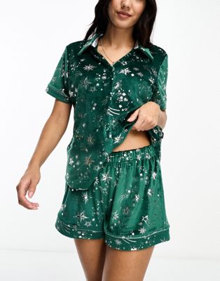 Зелёный лесной бархатный пижамный комплект с бархатным воротником и шортами Chelsea Peers с принтом из серебряной фольги Chelsea Peers