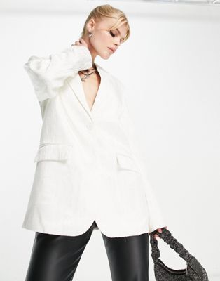 Классический пиджак оверсайз с фактурным блеском NA-KD x Moa Mattson — часть комплекта NAKD