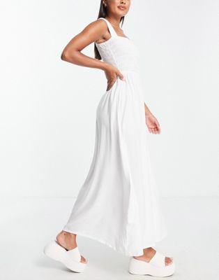 Белое пляжное платье макси с крупной сборкой Esmee Exclusive Esmée