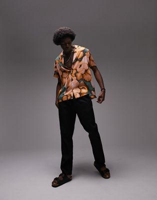 Разноцветная рубашка с короткими рукавами и глубоким V-образным вырезом с чернильным принтом Topman TOPMAN