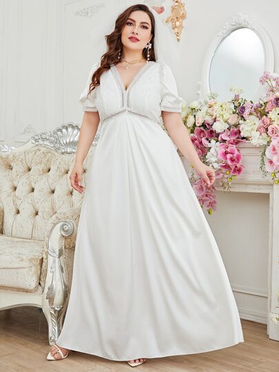 размера плюс с кружевной отделкой с пышным рукавом с глубоким v-образныи вырезом Свадебное платье без Фата SHEIN