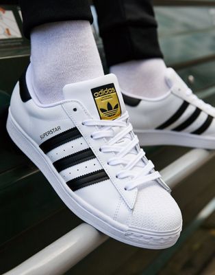  Мужские кроссовки в стиле лайфстайл adidas Originals Superstar в белом и черном цветах Adidas