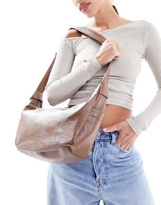 Гламурная объемная сумка через плечо коричневого цвета с напуском GLAMOROUS