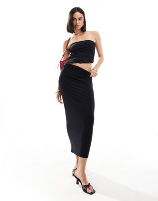 Pull&Bear polyamide sculpt midi skirt in black - part of a set Pull&Bear