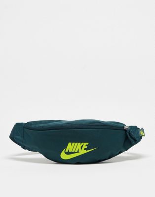 Темно-зеленая поясная сумка Nike Heritage Nike
