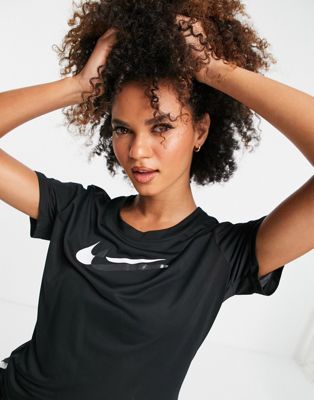Черная футболка Nike Running Dri-FIT Swoosh Nike Running