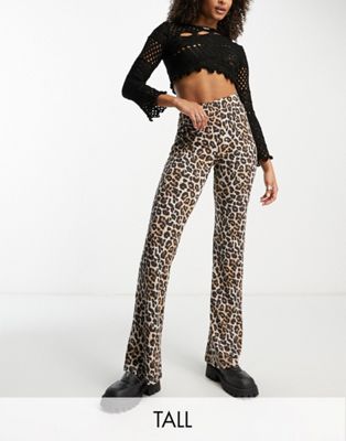 Noisy May Tall flared pants in leopard print Noisy May Tall