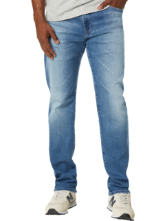 Эверетт на зиплайне AG Jeans