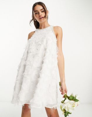 Белое мини-платье из искусственных перьев с жемчужной отделкой Y.A.S Bridal Y.A.S