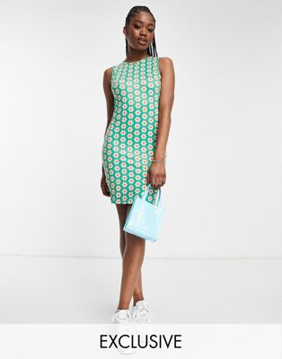 Эксклюзивное зеленое мини-платье без рукавов с цветочным принтом Pieces Pieces