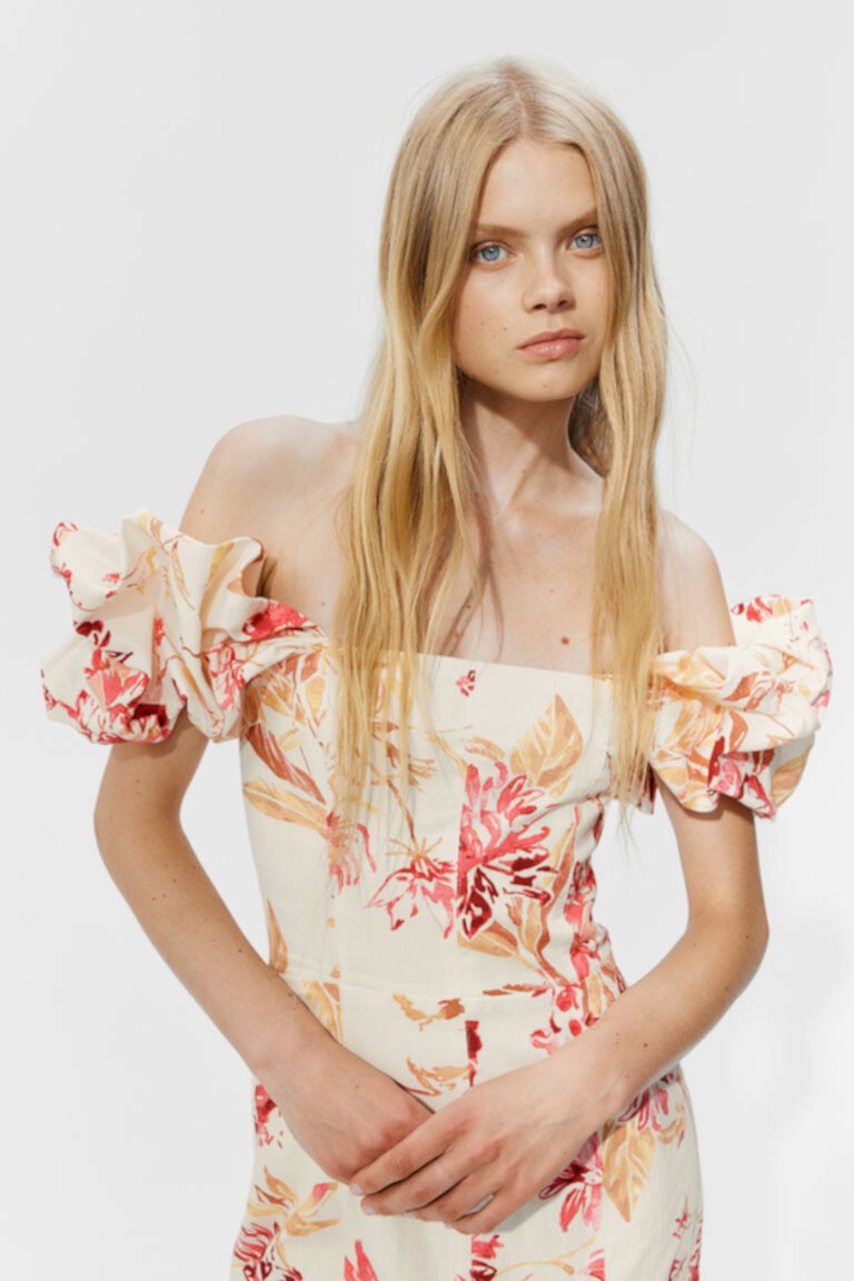 Linen-blend Off-the-shoulder Dress H&M