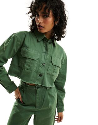 Укороченная рабочая куртка с необработанным краем Bolongaro Trevor зеленого цвета хаки — часть комплекта BOLONGARO TREVOR