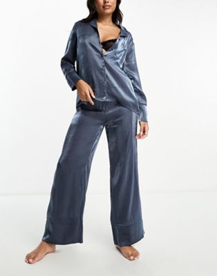 Пижамный комплект Loungeable из атласного топа Revere и брюк стального синего цвета Loungeable
