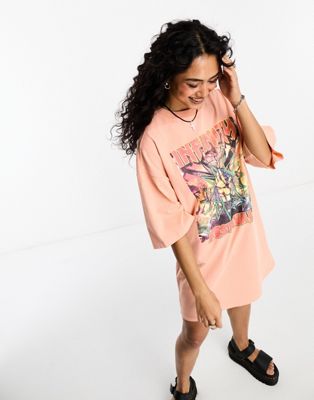 Женское мини-платье-футболка ASOS DESIGN со спущенными плечами и принтом в розовом цвете ASOS DESIGN