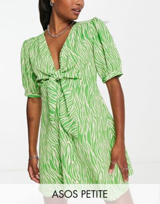 Зеленое мини-платье с завязкой на пуговицах спереди ASOS DESIGN Petite ASOS Petite