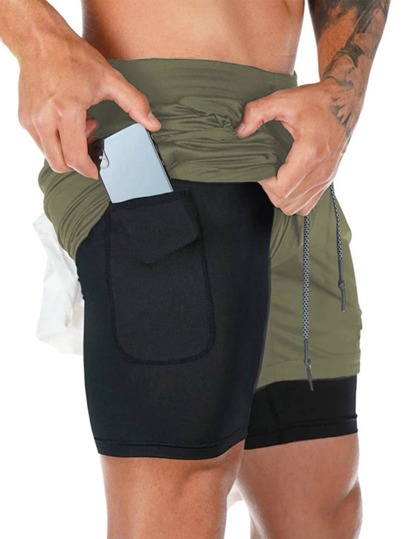 для мужчины 2 в 1 Спортивные шорты с камуфляжным принтом карманом для телефона с петлей для полотенец SHEIN