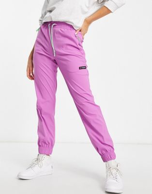 Розовые спортивные брюки в стиле ретро Berghaus Windpant 90 Berghaus
