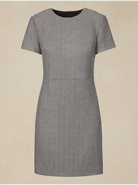 Платье прямого кроя с эффектом металлик в елочку Petite Banana Republic