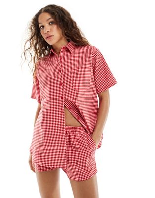 Пляжная рубашка оверсайз Motel smith в красной клетчатой ткани — часть комплекта Motel