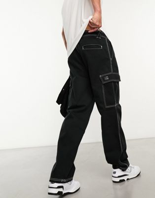Черные брюки карго с контрастной строчкой Pull&Bear Pull&Bear