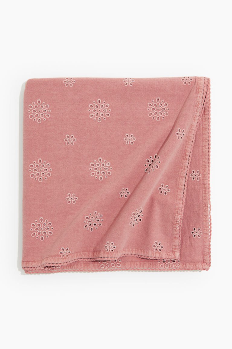 Tablecloth with Eyelet Embroidery H&M