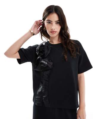 Vero Moda 3D rose applique short sleeve sweat t-shirt in black - part of a set Vero Moda