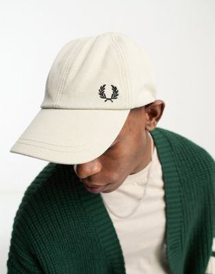 Бежевая бейсболка из пике Fred Perry Fred Perry