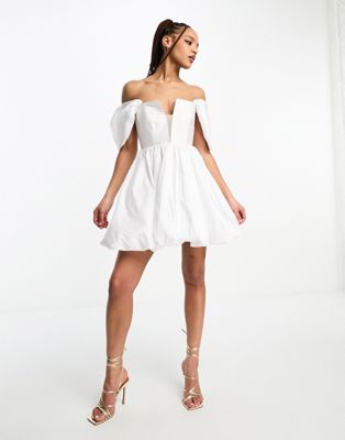 Белое платье мини с корсетными рукавами и пышными рукавами Ever New Ever New
