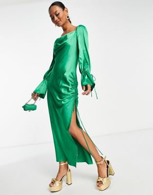 Зеленое атласное платье миди с драпировкой и разрезом сбоку Ei8th Hour EI8TH HOUR