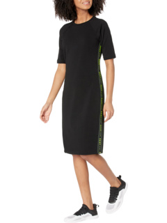 Облегающее платье с короткими рукавами и тесьмой с логотипом DKNY