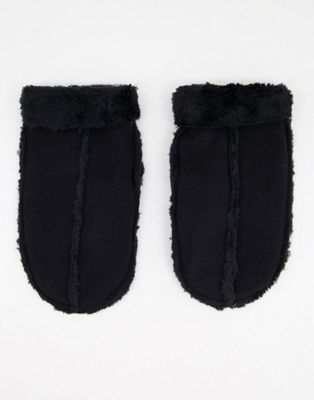 Черные рукавицы из искусственного меха Boardmans Boardmans