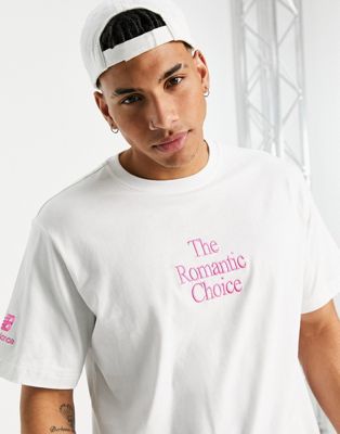 Бело-розовая футболка New Balance The Romantic Choice — эксклюзивно для ASOS New Balance