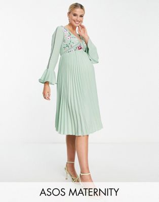 Плиссированное платье миди с вышивкой ASOS DESIGN Maternity ASOS Maternity
