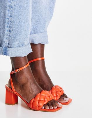 Оранжевые босоножки на среднем каблуке с плетеной отделкой RAID Jaelyn Raid