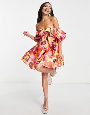 Платье мини с открытыми плечами и ярким цветочным принтом ASOS LUXE ASOS Luxe