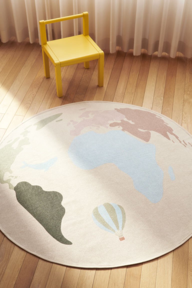 Хлопковый ковер с картой мира H&M