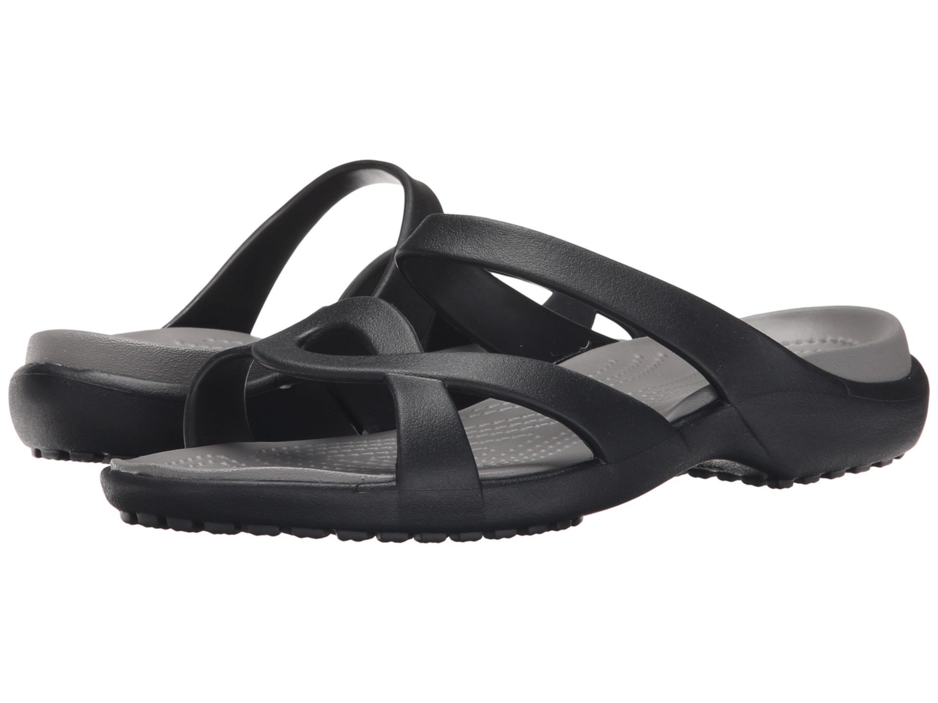 black nike cross training shoes