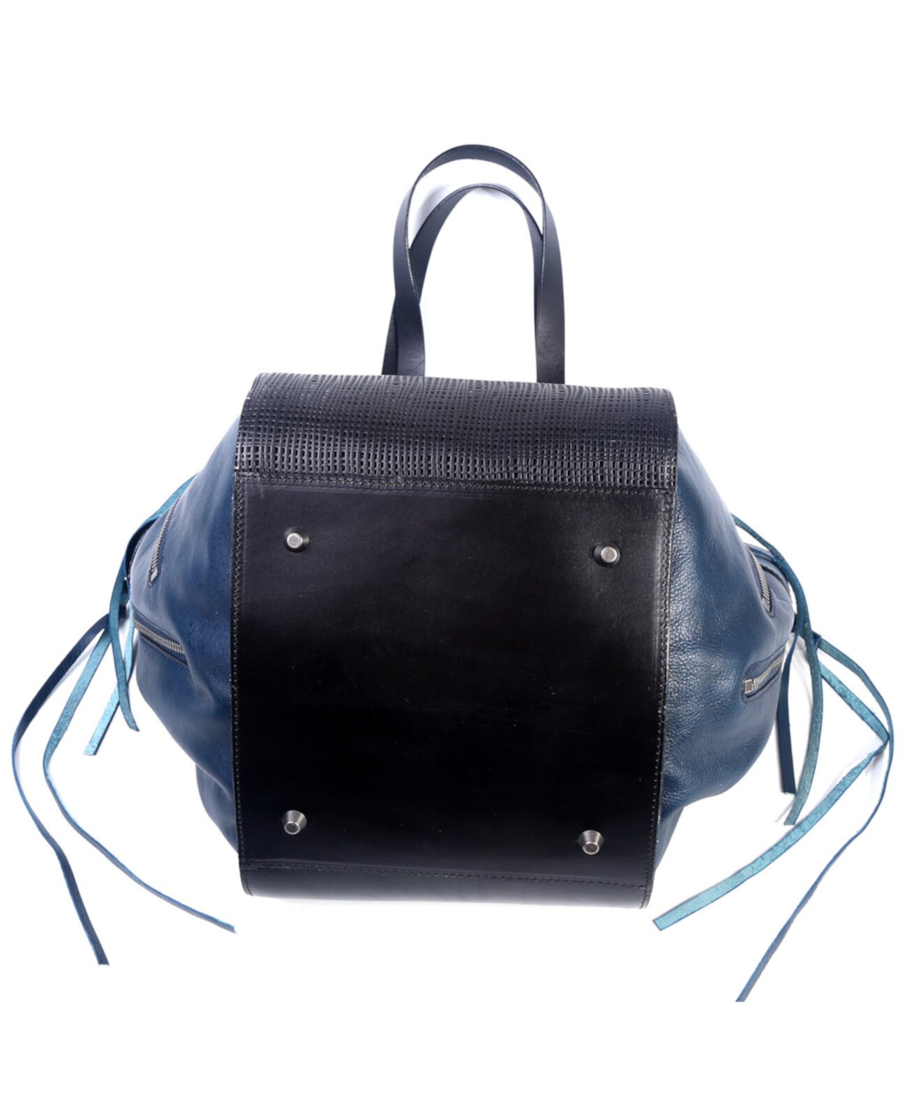 Кожаная сумка-тоут в практичном стиле Old Trend