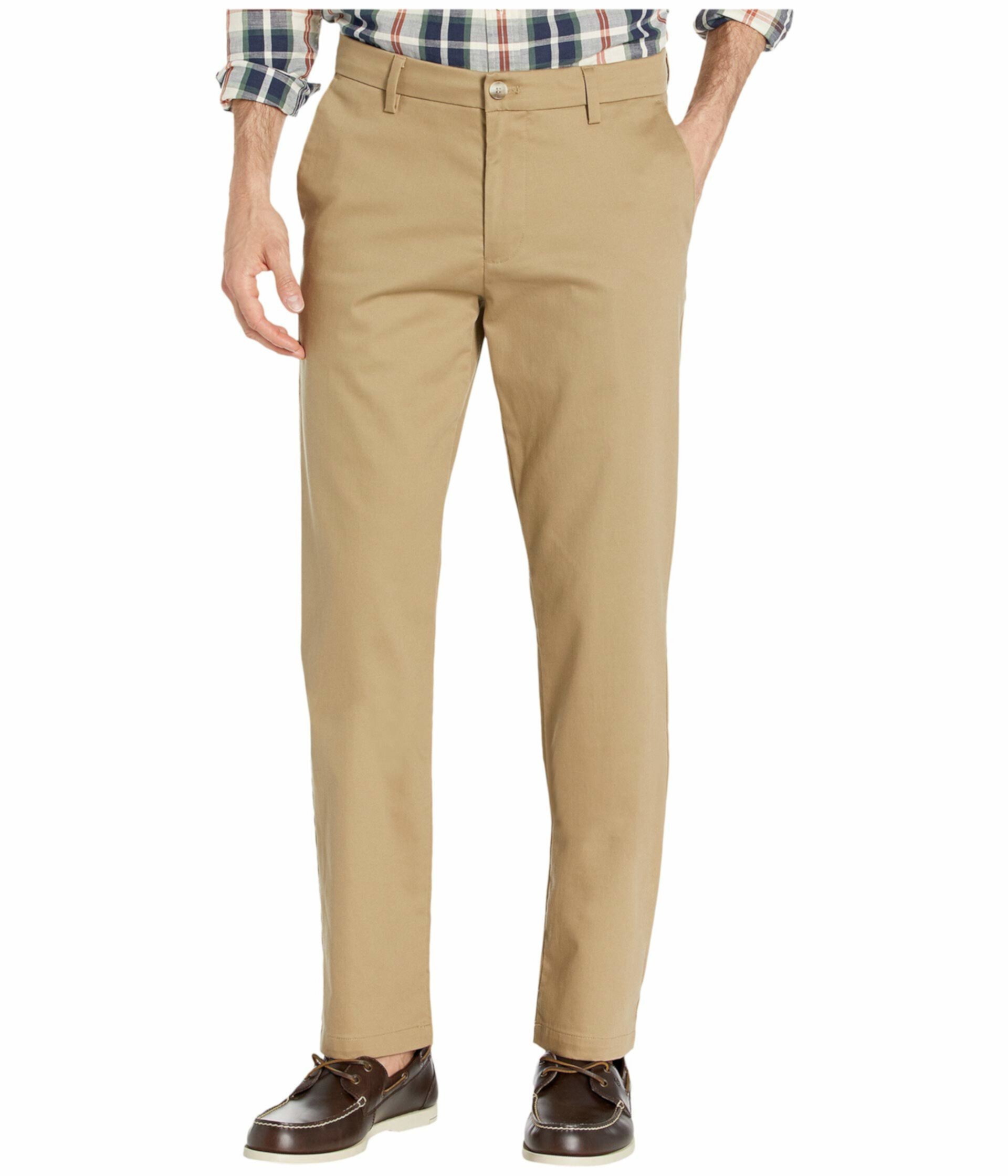 Брюки Dockers для мужчин, модель Slim Tapered Signature Khaki Lux Cotton Stretch Pants - Creaseless, категория - повседневные брюки. Dockers