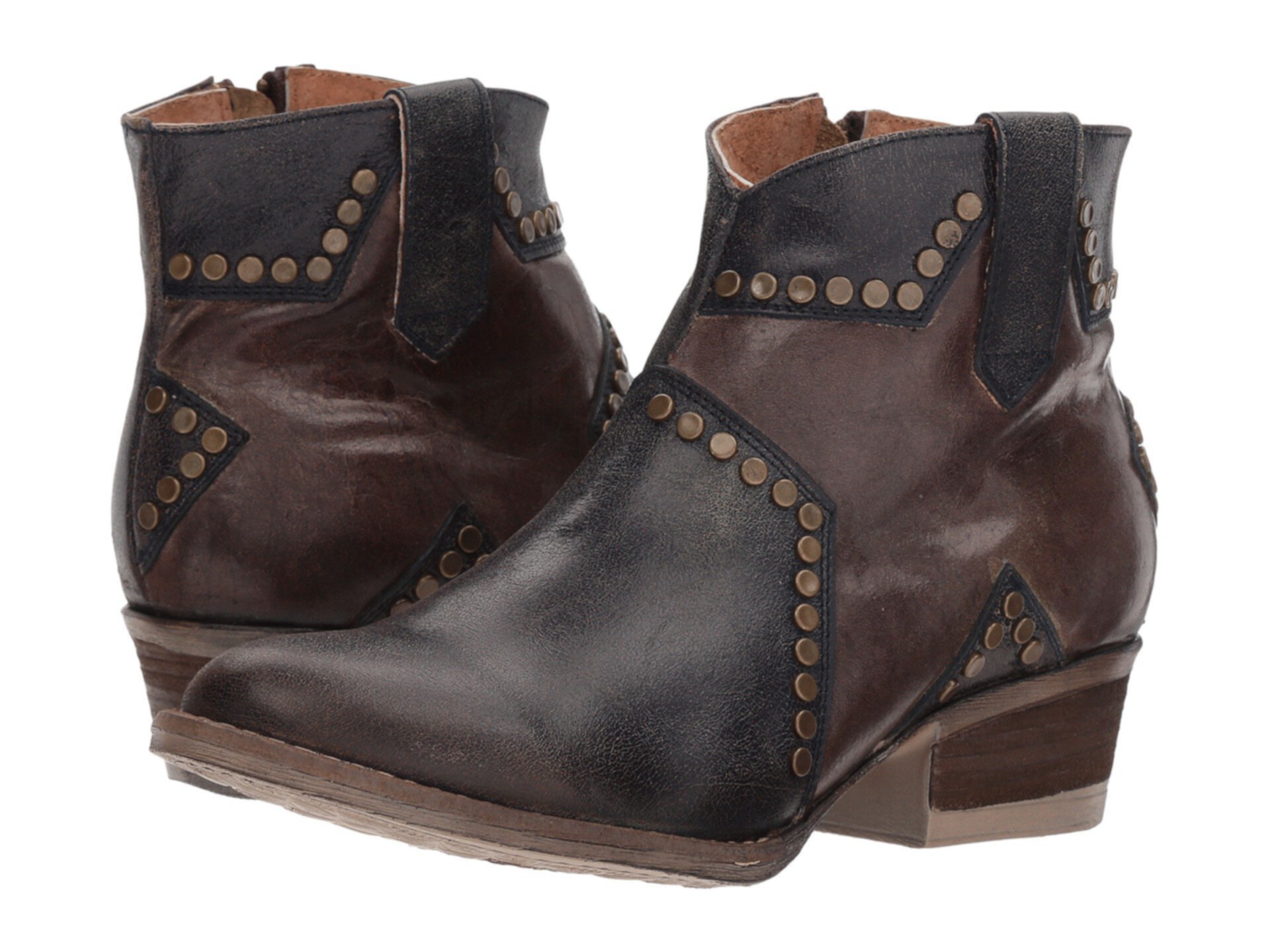 Q5025 Corral Boots