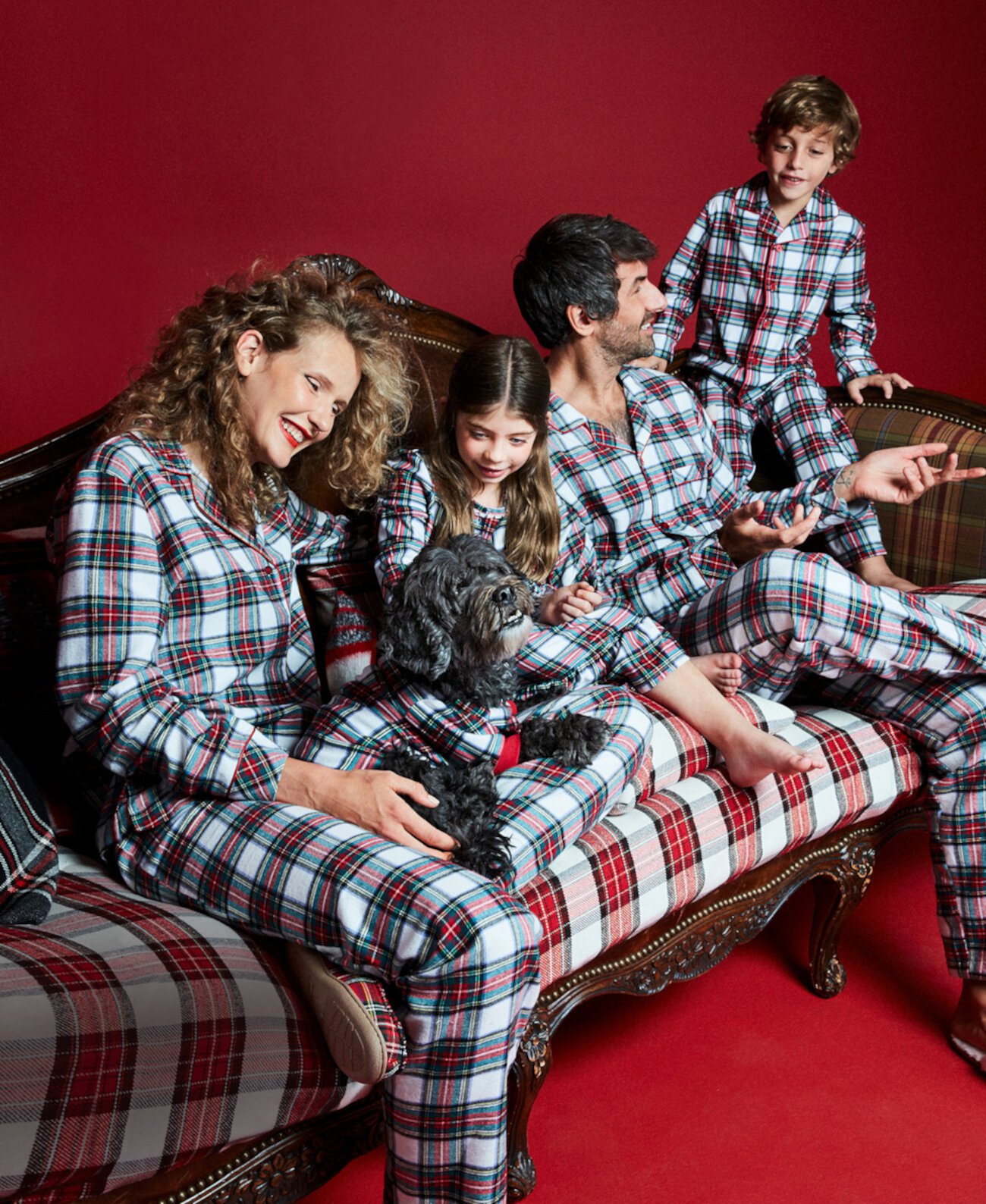 Подходящий семейный пижамный комплект в тартан большого размера Mix It, созданный для Macy's Family Pajamas