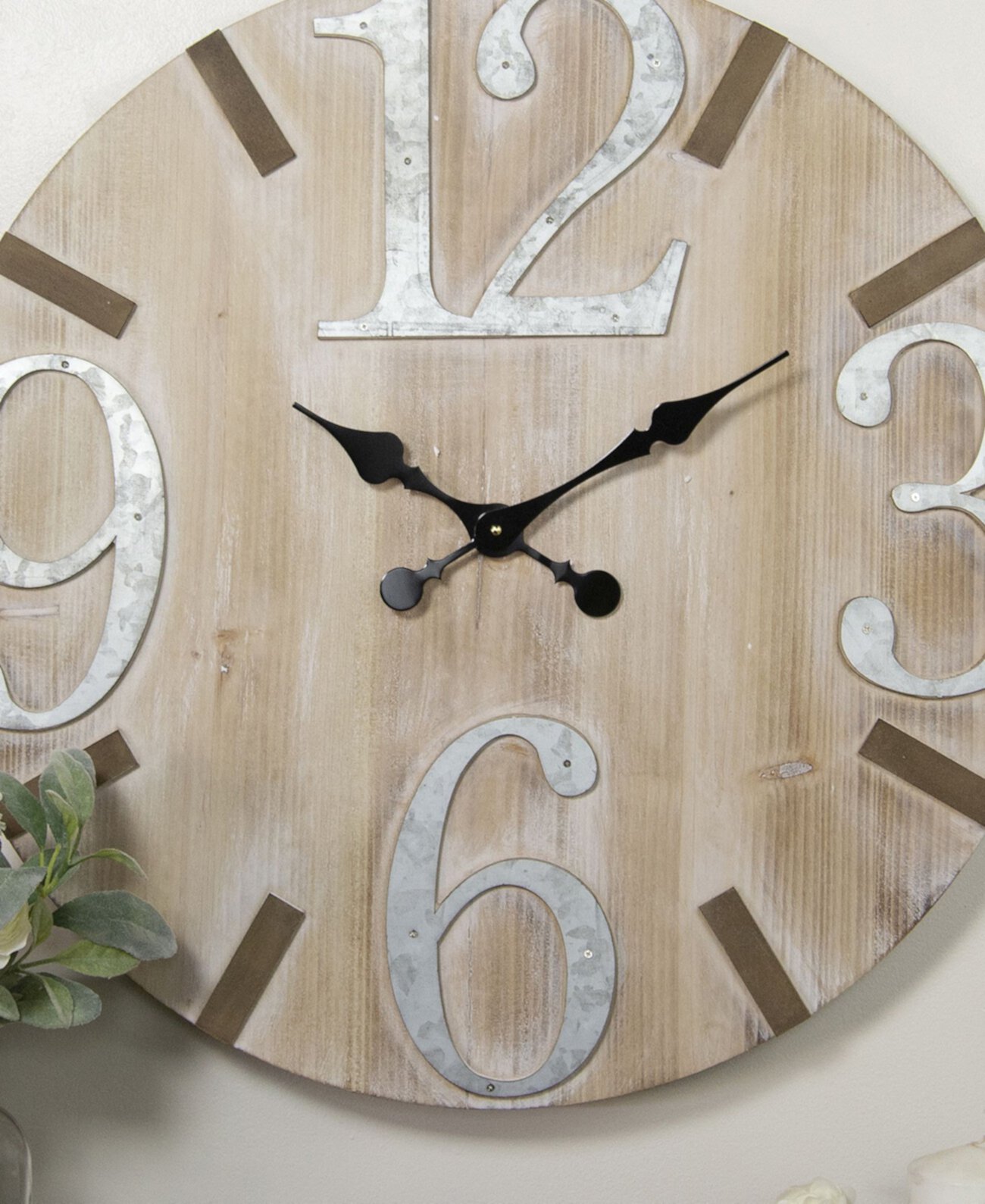 28-дюймовые настенные часы из дерева и металла VIP Home & Garden