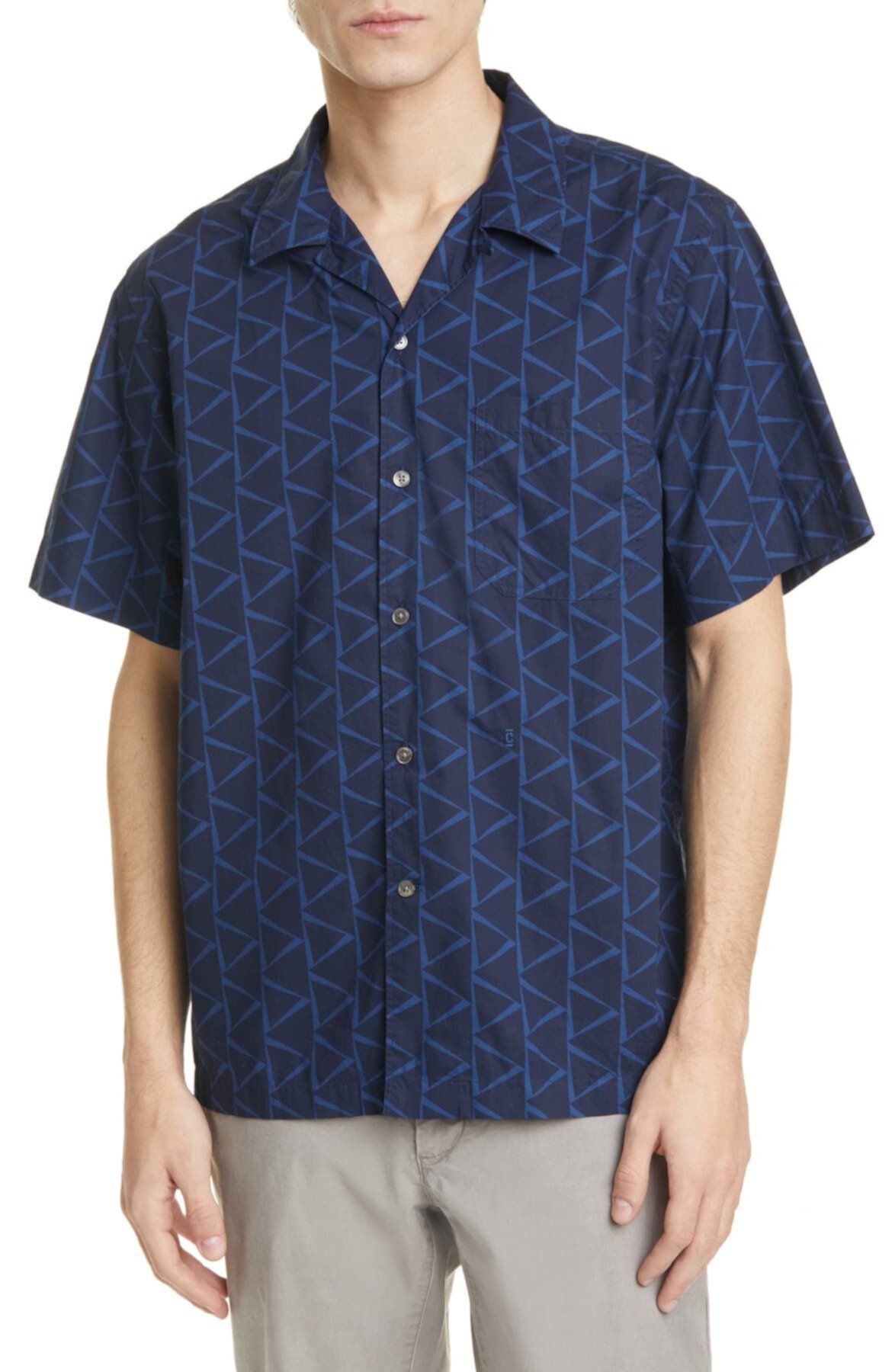 Рубашка стандартного кроя с короткими рукавами и геометрическим принтом CLOSED
