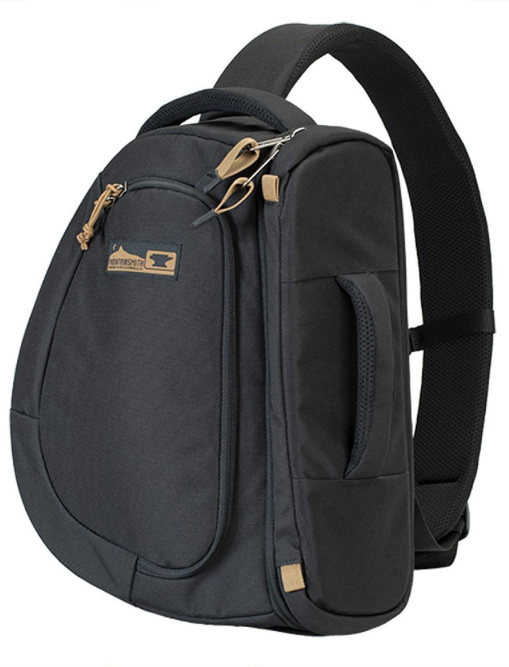 Descent Camera Sling Pack - 11 Liters Mountainsmith