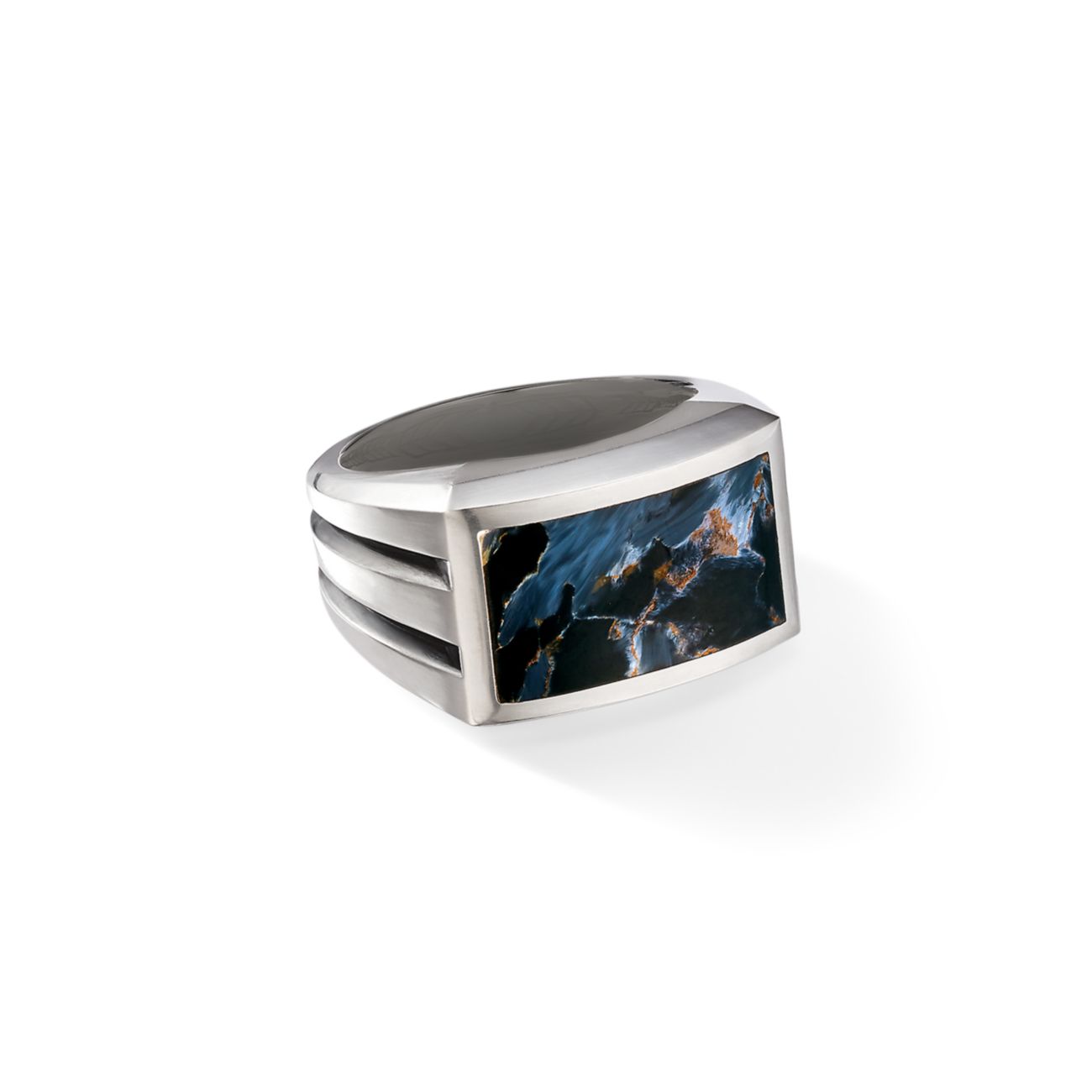 Обтекаемое кольцо-печатка со скошенной кромкой David Yurman