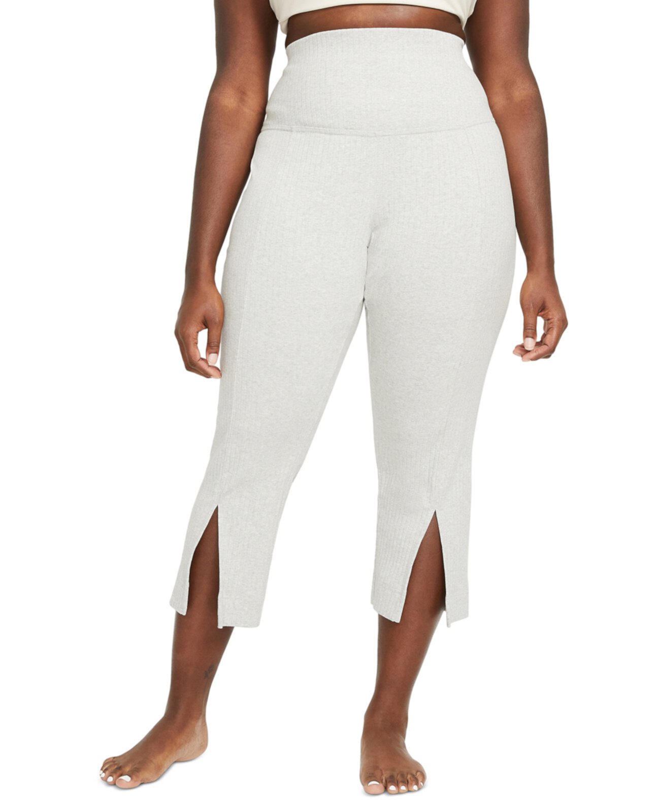 Женские брюки 7/8 в рубчик с разрезным краем больших размеров Nike