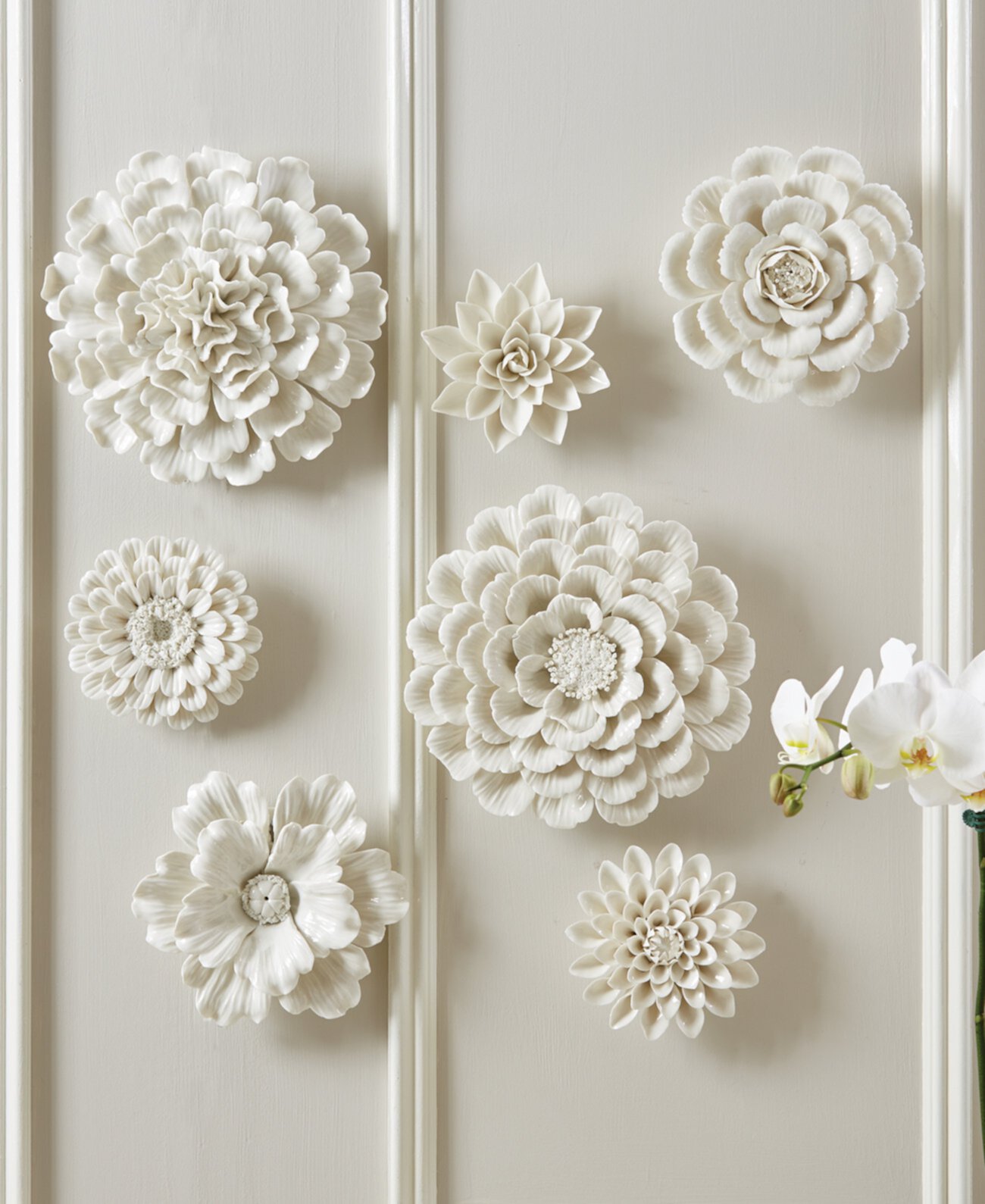 Белые настенные цветы, набор из 7 Two's Company